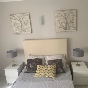 Frente A Apartamento