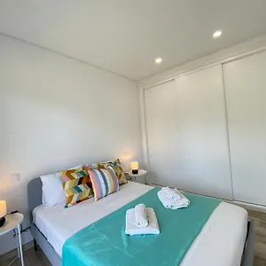 Modern By Homing Apartamento